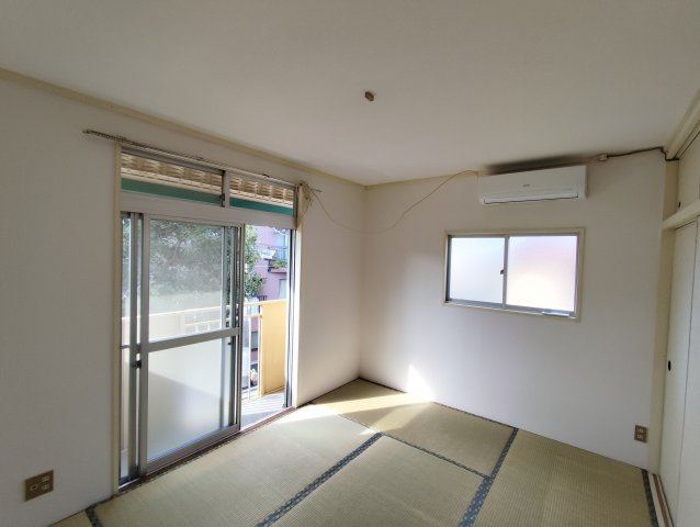 レピュートいりふねの居間・リビング