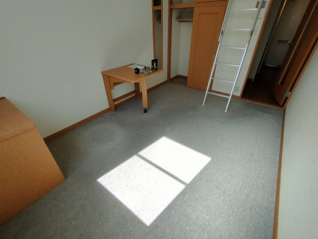 リファレンス新小岩の洋室