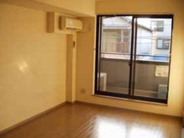 レインボーハウスの洋室