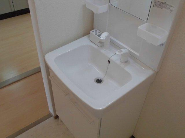 レインボーハウスの独立洗面台