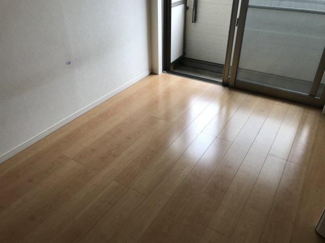 センターパレスの居間・リビング