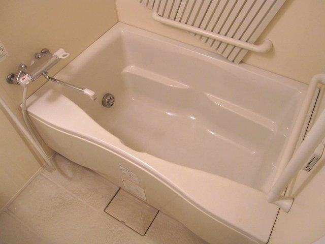 MONA　VALEⅡの浴室