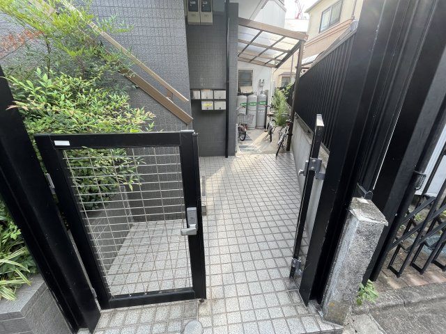 プランドールＭのエントランス