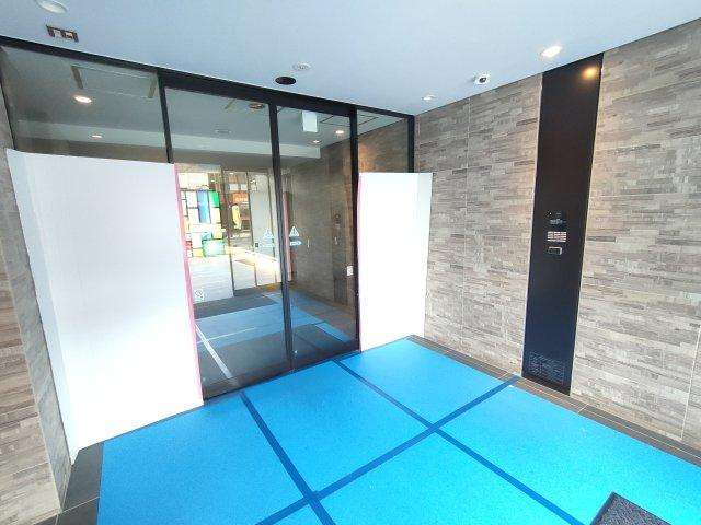 ライジングメゾン新小岩のエントランス