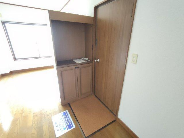 江戸川区松島４丁目の賃貸マンションの玄関