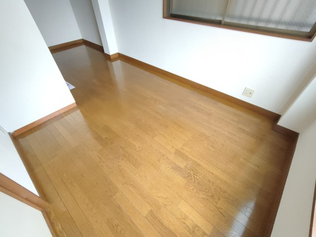 江戸川区松島４丁目の賃貸マンションの内装
