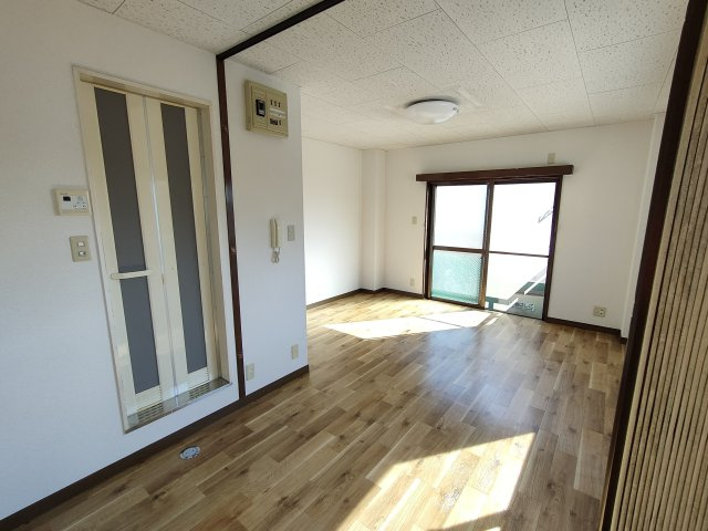 ベルメゾンコバの居間・リビング