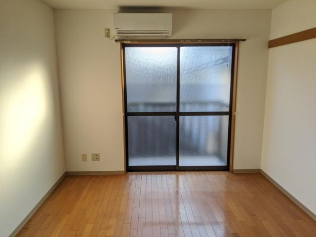 いずみガーデンの居間・リビング