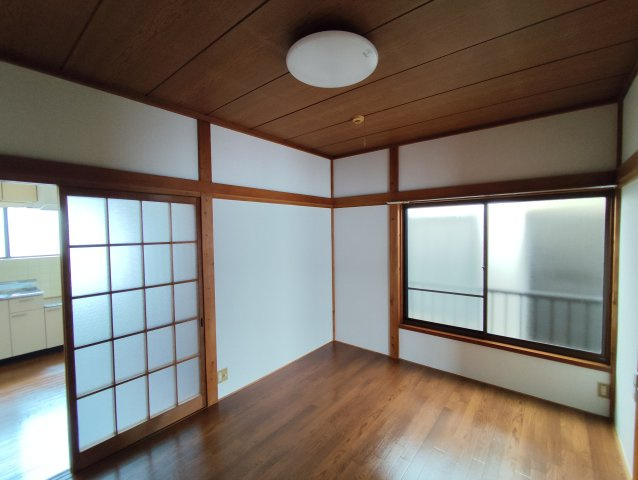 しゅんせいハイツⅡの洋室