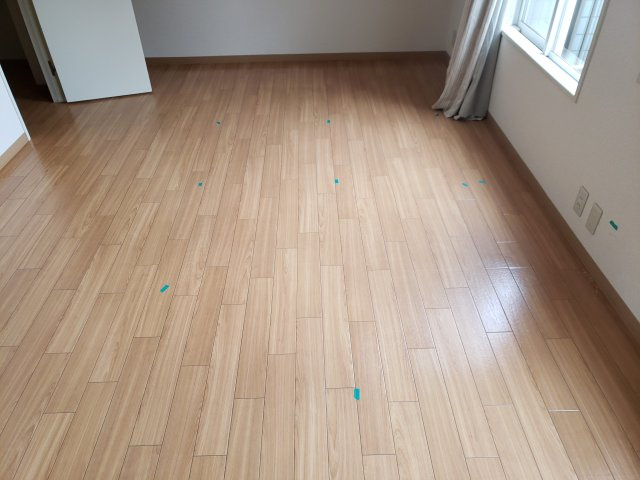 グランドコートA棟の居間・リビング