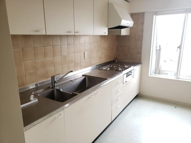 グランドコートA棟のキッチン