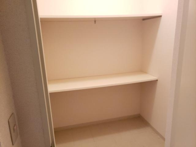 グランドコートA棟の収納