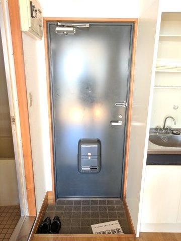 アルファコアの玄関