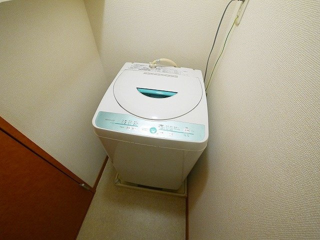 レオパレスバンビーノの設備|室内洗濯機置き場がございます