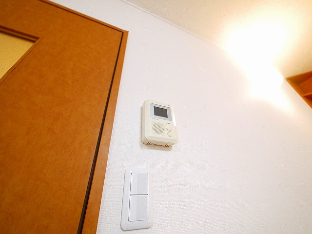 レオパレスバンビーノのその他共用部分|ＴＶモニター付き