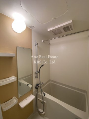 【浴室】 | メインステージ京町堀 | 浴室暖房乾燥機能付き♪雨の日の洗濯物干しや防カビ対策に！