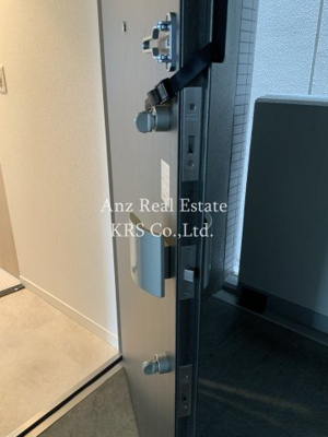 【玄関】 | メインステージ京町堀 | 玄関ドアはダブルロック仕様です！