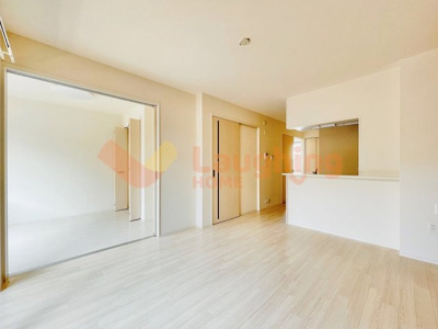 【居間・リビング】 | レガシィB棟 | おしゃれなリビングです