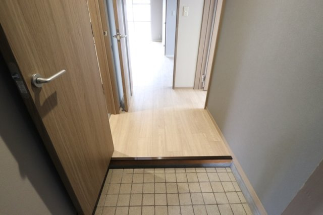 【玄関】 | 第三睦実ビル