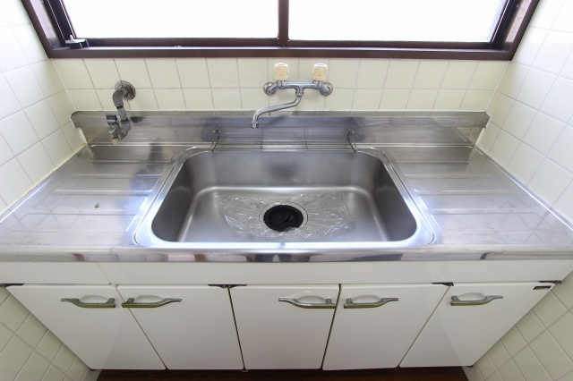 FORWEST宇品のキッチン|コンパクトなキッチンで掃除もラクラク