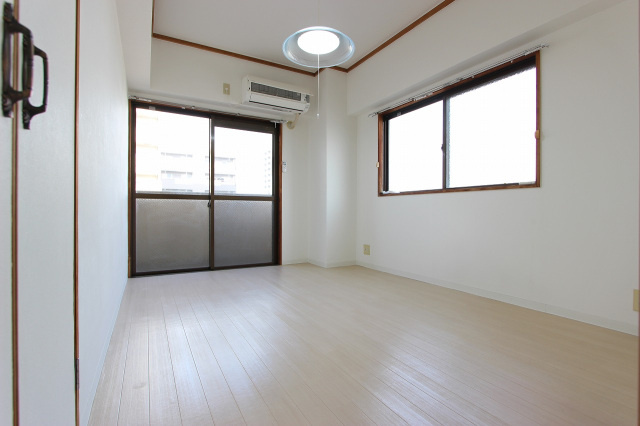 FORWEST宇品の洋室|個人の部屋や寝室として使える洋室です