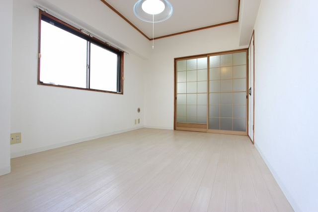 FORWEST宇品の洋室|明るい洋室です