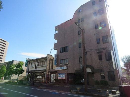 近江八幡市中村町の事務所