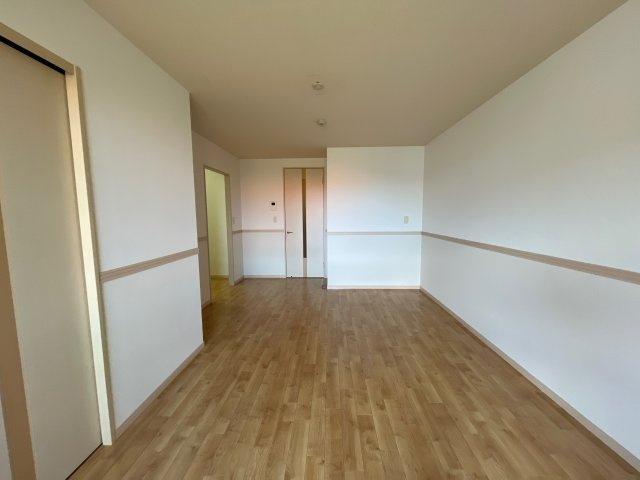 グランディールⅡの居間・リビング