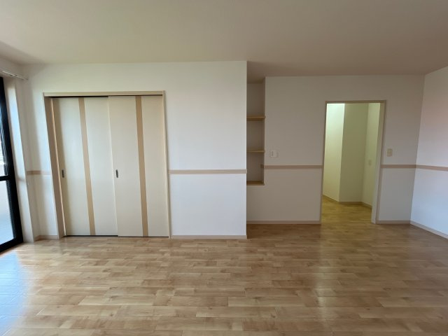 グランディールⅡの居間・リビング