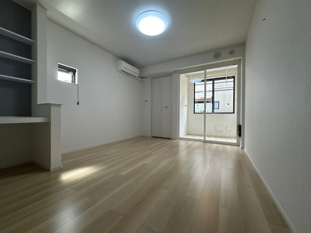 プラシードの居間・リビング