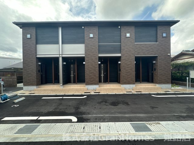 プラシードの外観