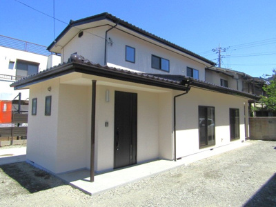 【外観】 | 【再生住宅】甲府市伊勢3丁目 | 外観は落ち着いています