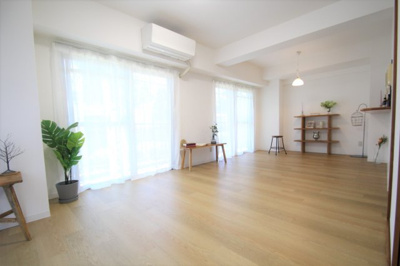 【外観】 | 「南東角住戸　風が抜ける明るい暮らし」ダイアパレス本厚木第5