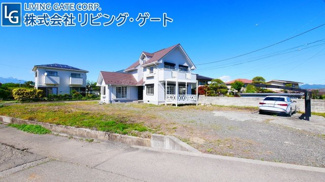 【外観】 | おしゃれな洋館風建物　外壁・屋根リフォーム済みです。