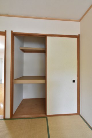 カーサ西の丘の和室