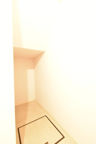 カーサ西の丘のその他|階段下スペース