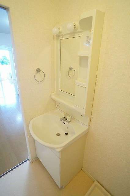 カーサ西の丘の独立洗面台