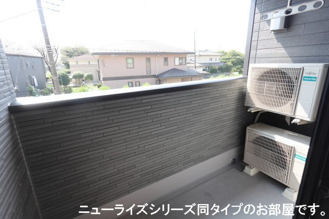 モルトグラッソⅠのバルコニー|広々としたバルコニーです