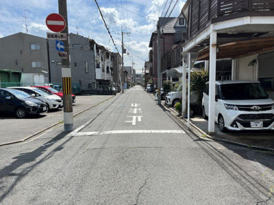 【前面道路含む現地写真】 | 梅小路西中町　中古戸建