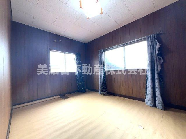 ６３１２３　羽島郡笠松町田代中古戸建ての洋室