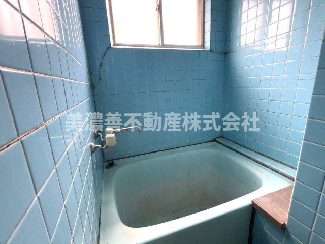 ６３１２３　羽島郡笠松町田代中古戸建ての浴室