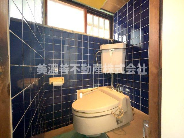 ６３１２３　羽島郡笠松町田代中古戸建てのトイレ