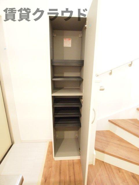 メゾン・ド・ルミナーレの収納|毎日通る玄関はこちらです