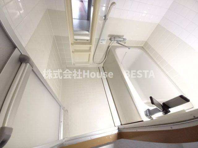 メゾンドカスカード六甲の浴室