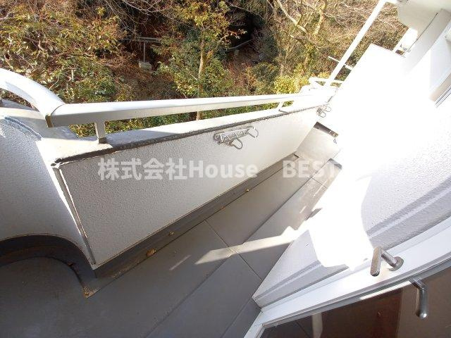 メゾンドカスカード六甲のバルコニー