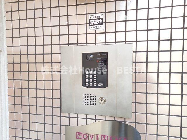 メゾンドカスカード六甲のエントランス