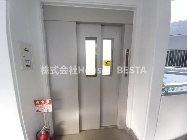 メゾンドカスカード六甲のロビー