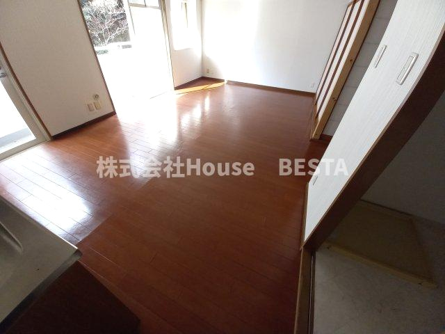 メゾンドカスカード六甲の洋室