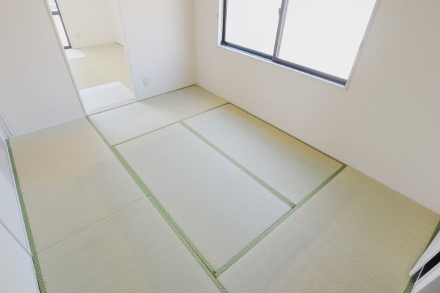 ビューハイム原田　Ａ棟の和室