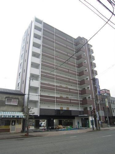 熊本市西区二本木３丁目の賃貸マンションの外観